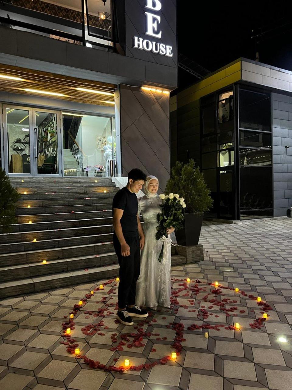 Cube House Osh Hotel Екстериор снимка