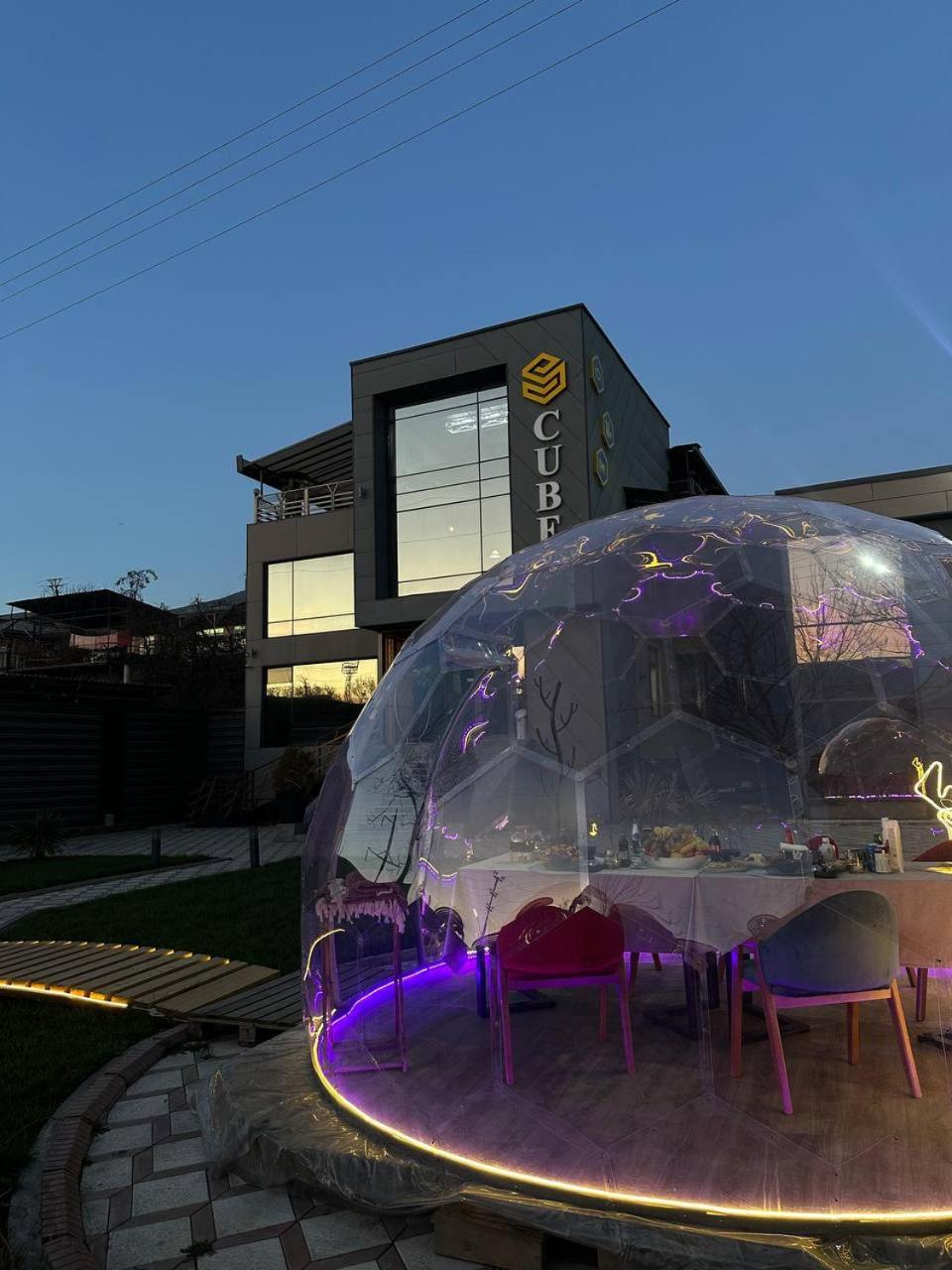 Cube House Osh Hotel Екстериор снимка